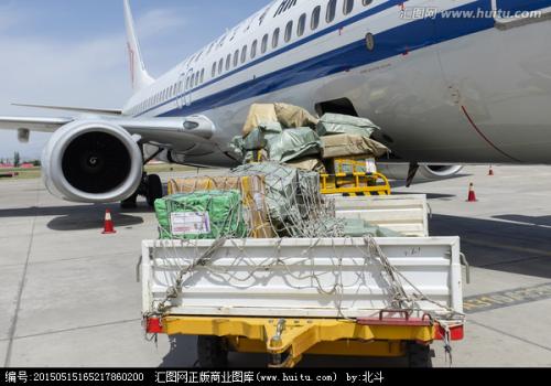 航空運輸